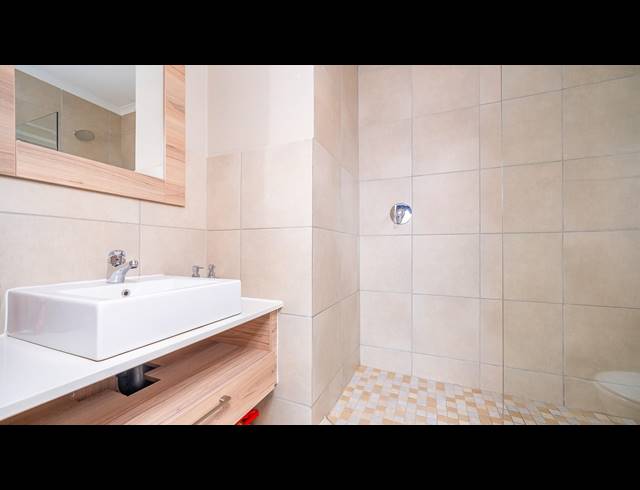 2 BEDROOM APARTMENT FOR SALE IN MONTANA